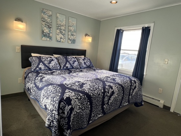 Deluxe Suite King w/sofa Photo 1